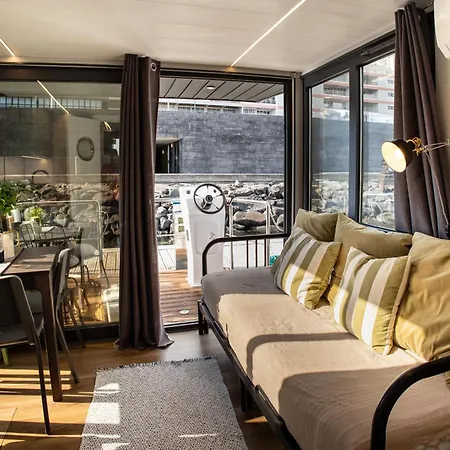 The Homeboat Company Sant'elmo-cagliari Botel *